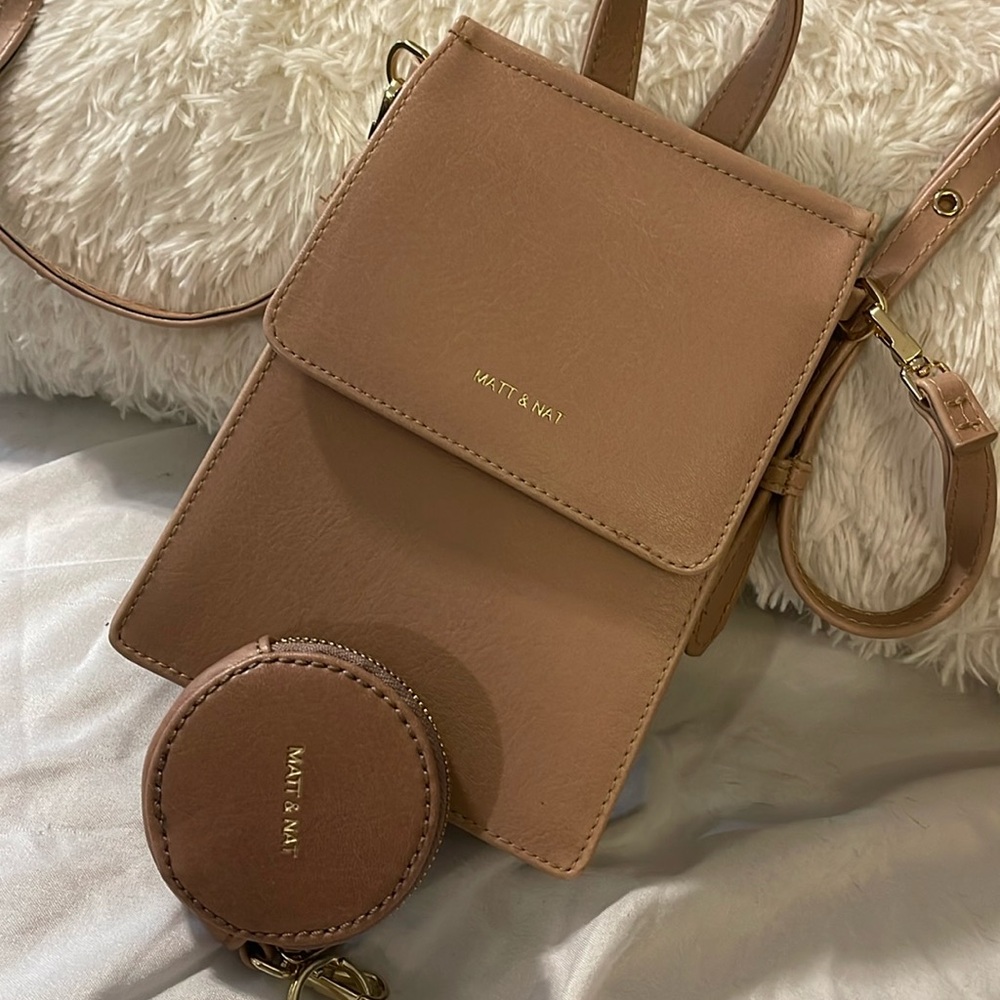 ❤️SOLD❤️MATT & NAT Dark Beige/Taupe Phone Crossbody with FREE COIN PURSE!